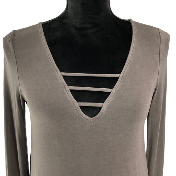 🎉 SALE AMERICAN Eagle Gray Soft & Sexy Long Sleeve Top Size Small - Picture 2 of 8